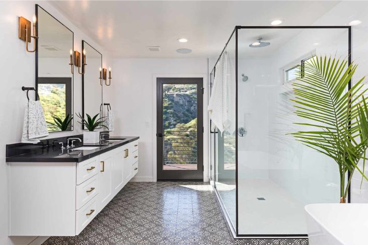 washroom cleaning in dubai