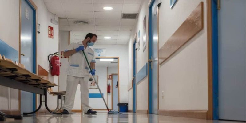 healthcare cleaning companies