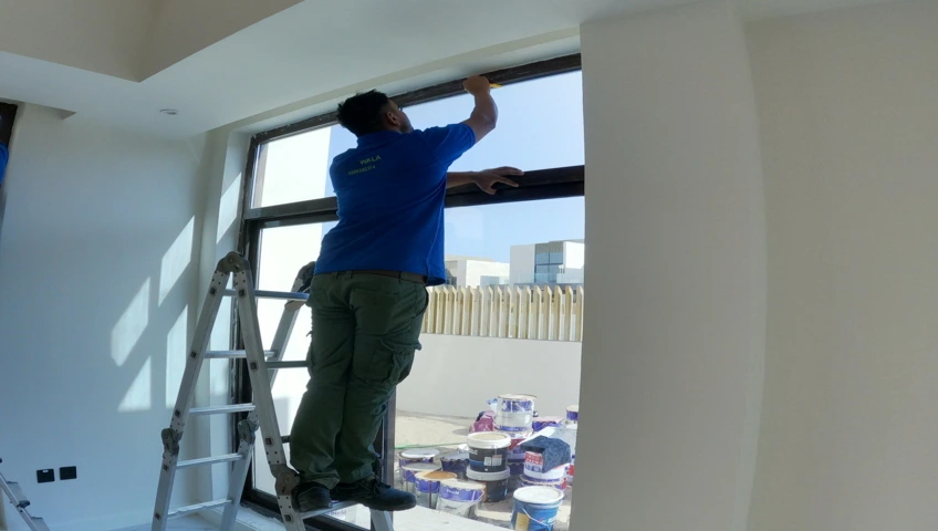 window cleaning services in dubai