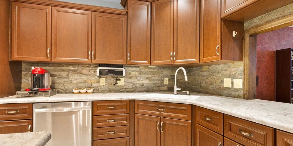 kitchen Cabinet Cleaning