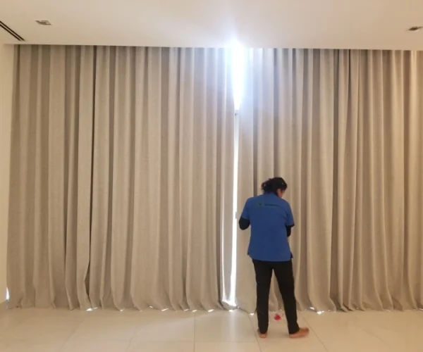curtian cleaning dubai